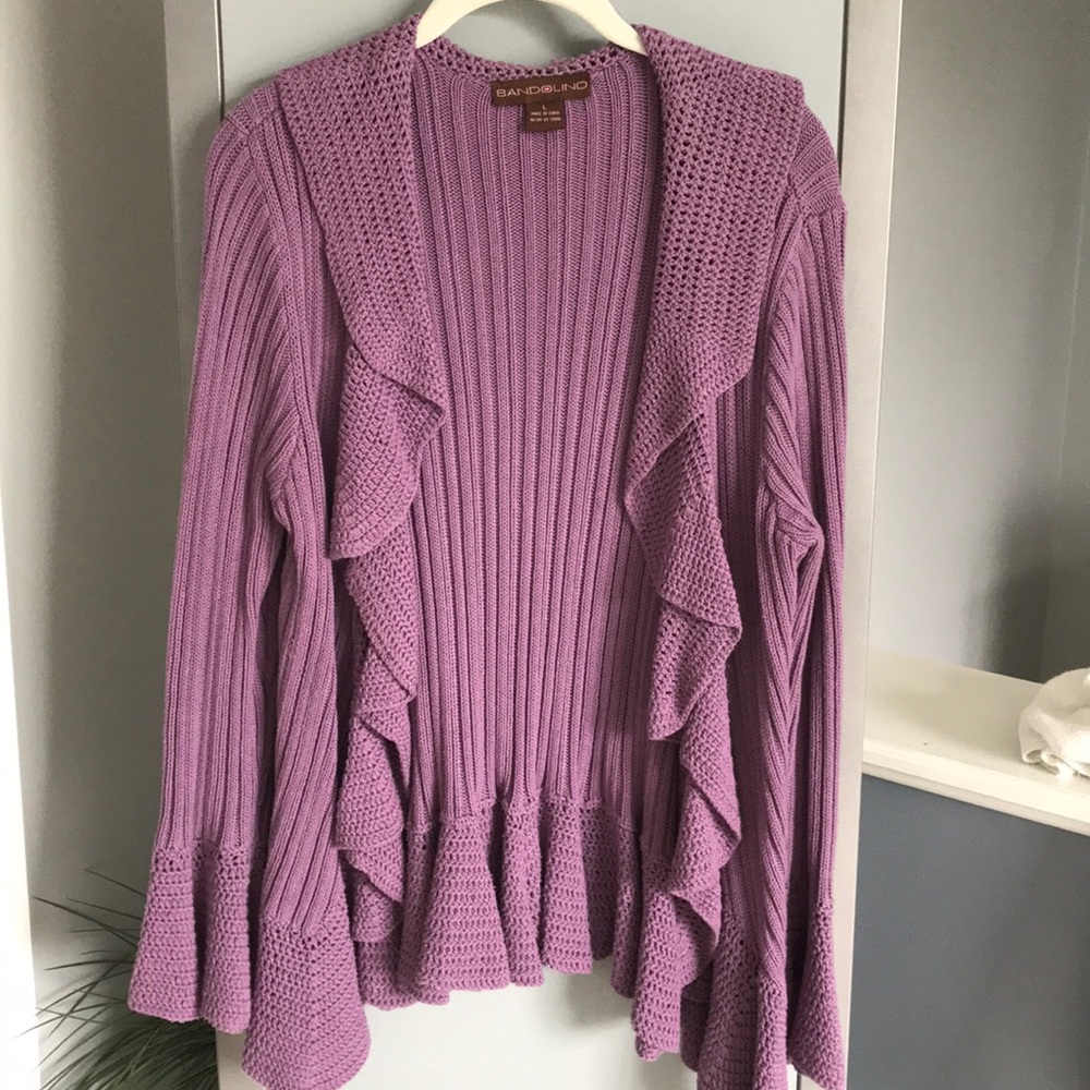 Cardigan sweater